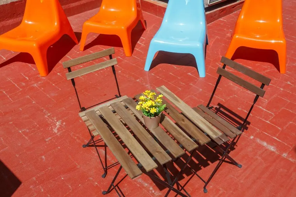 Hip Hostel برشلونة 0*,  إسبانيا