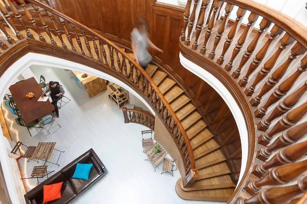 Hip Hostel برشلونة إسبانيا